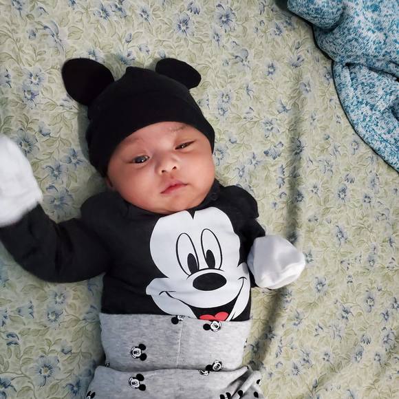 Meet your Posher, Rhen - Picture 1 of 1